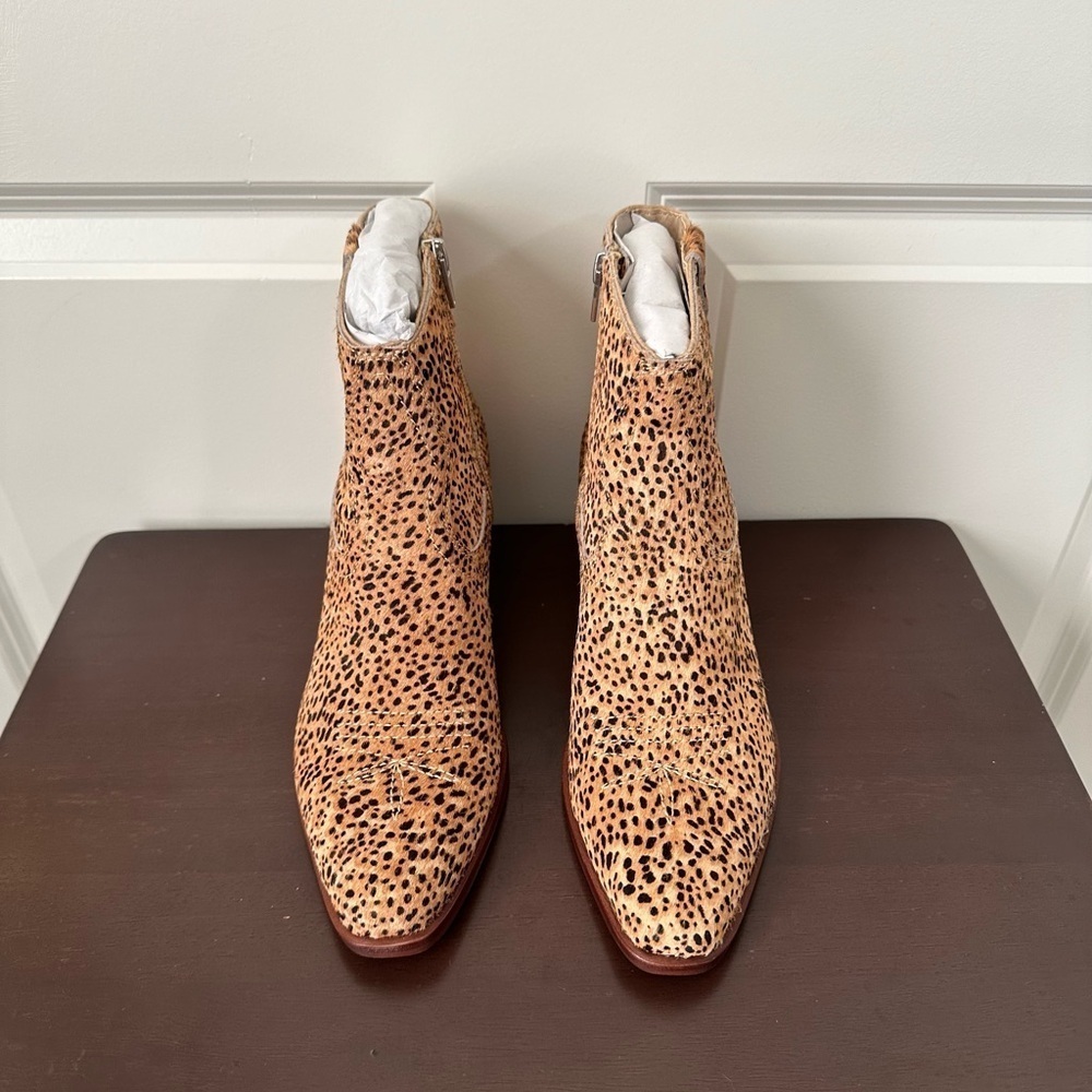 Dolce Vita Silma Bootie Leopard Calf Hair Size 9 - Picture 3 of 12